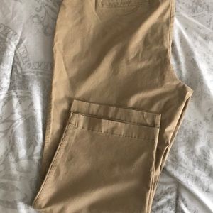 Gap Slim City Crop size 18